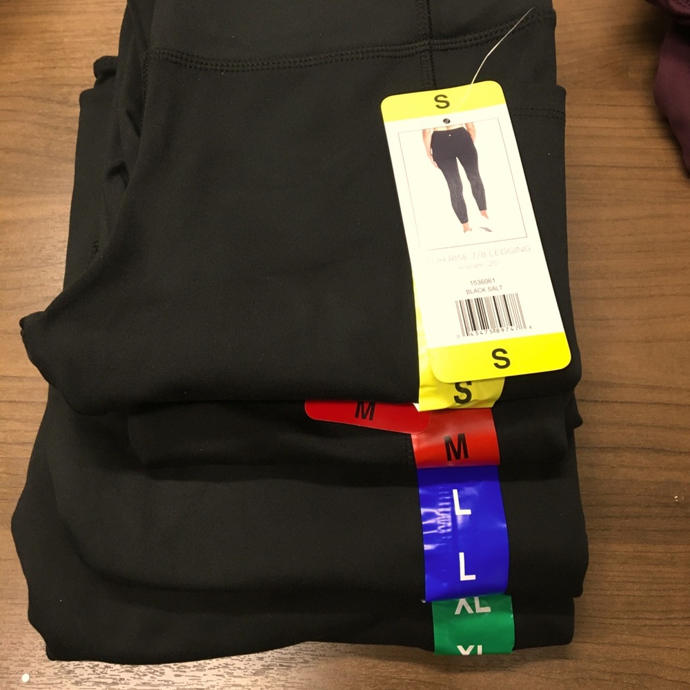 NWT Danskin leggings